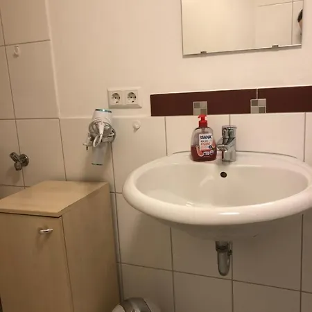 Guest Mit 2 Getrennten Schlafzimmern Fuer 4 Personen 24h Check In *