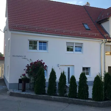 Guest Mit 2 Getrennten Schlafzimmern Fuer 4 Personen 24h Check In Apartmán Aalen